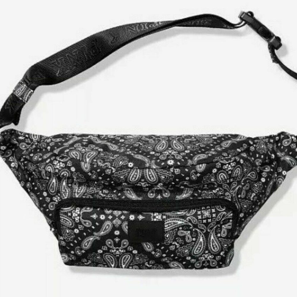 New Victoria's Secret PINK Black Belt Bag